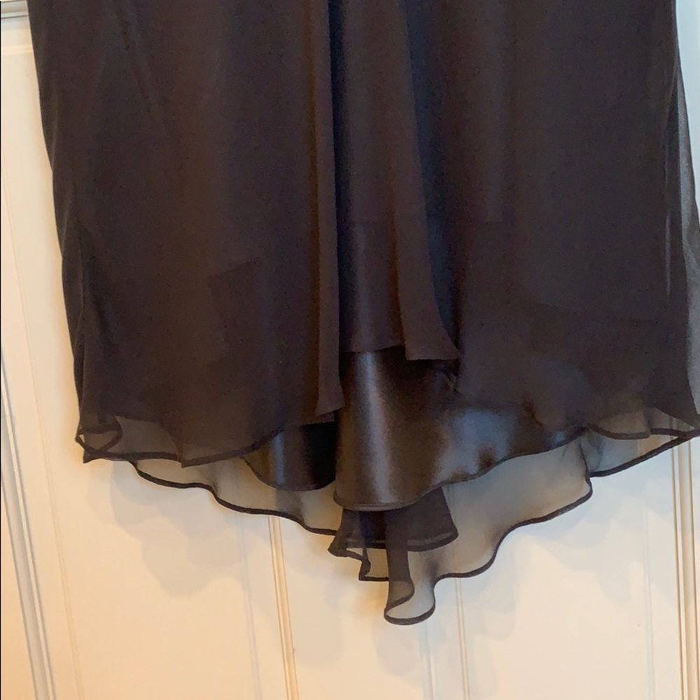 Dress - Picture 4 of 5